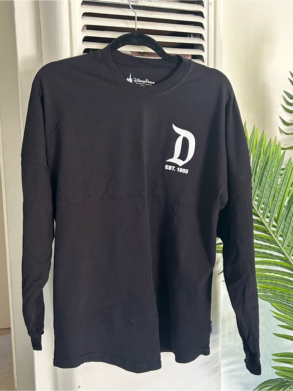 Disney Men's Black Crewneck Sweatshirt with White 'D' Logo